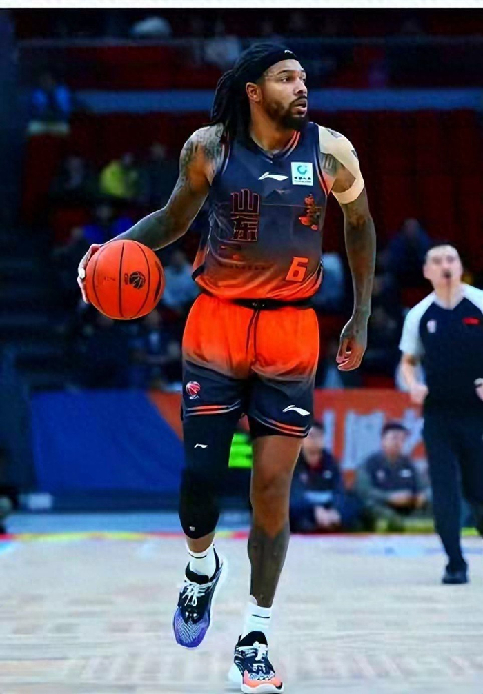 山东新援心脏悬着，球队“大脑”却更悬了！|刮刮乐|山东队|俄克拉荷马雷霆队|泰-杰尔姆|乔-约翰逊_新浪体育_新浪新闻