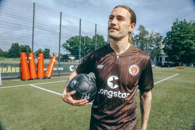 开云体育APP下载-澳洲旅欧暗潮涌动：新核登陆德乙 1号国门欲投西甲