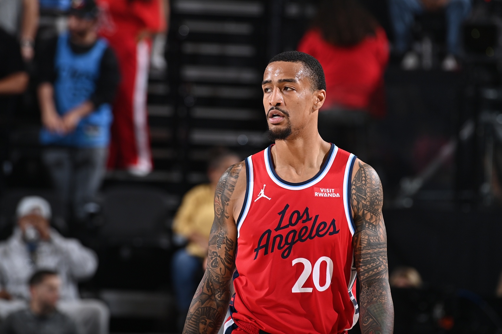 开云体育官网-科林斯谈小卡受伤：他是个出色的领袖 不想看到他受伤